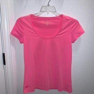 Pink Lilly Pulitzer small tee